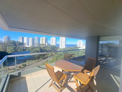 VENTA DE APARTAMENTO EN PLAYA BRAVA MARIGOT ROOSVELT