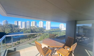 VENTA DE APARTAMENTO EN PLAYA BRAVA MARIGOT ROOSVELT