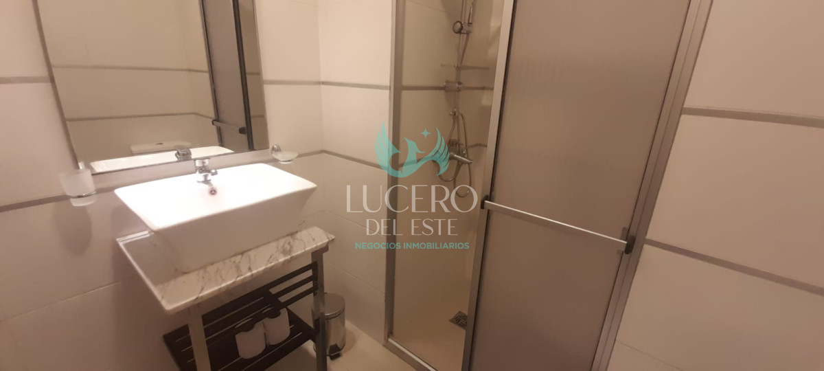Apartamento ID.1034 - ALQUILER  INVERNAL DE APARTAMENTO DE 1 DORMITORIO Y UN BAÑOS, AYDI GRILL, PUNTA DEL ESTE 
