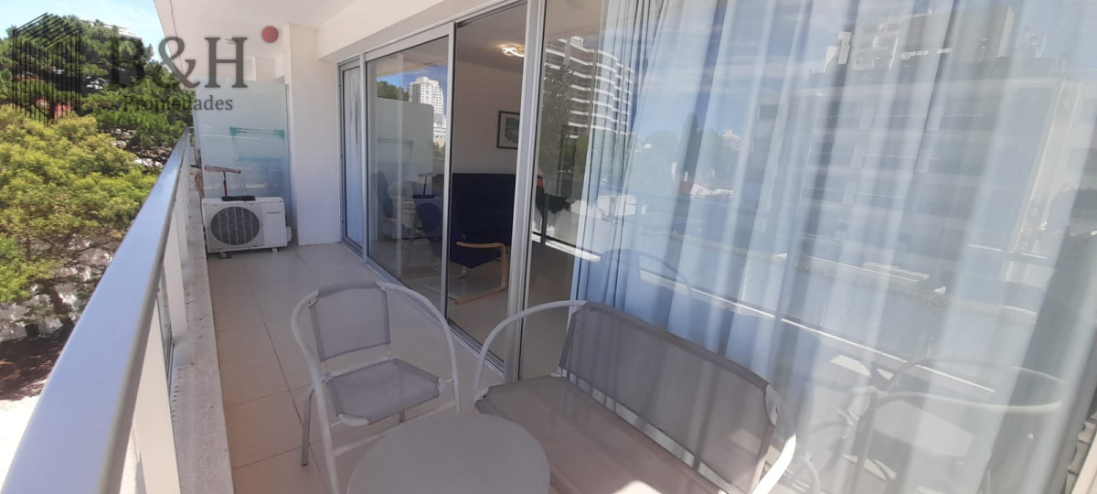 Apartamento ID.6251 - ALQUILER  INVERNAL DE APARTAMENTO DE 1 DORMITORIO Y UN BAÑOS, AYDI GRILL, PUNTA DEL ESTE 