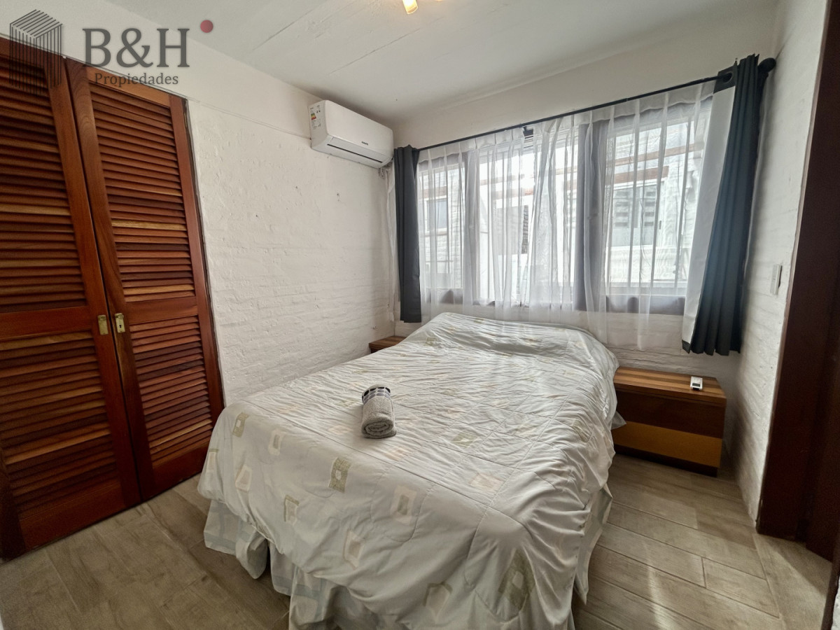Casa ID.7309 - Venta casa en Cantegril con 4 dormitorios y 3 baños en Cantegril 