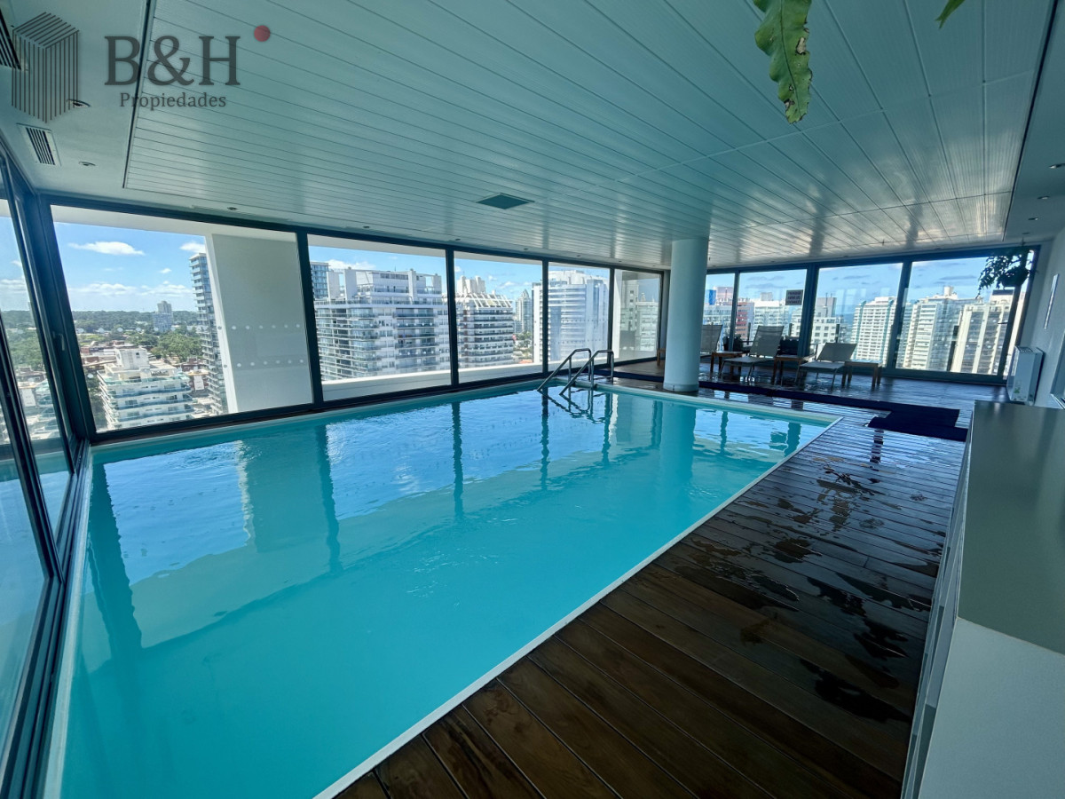 Apartamento ID.6750 - Venta apartamento de 2 dormitorios, 3 baños y doble garage en brava.