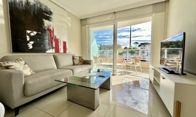 Venta apartamento en playa mansa