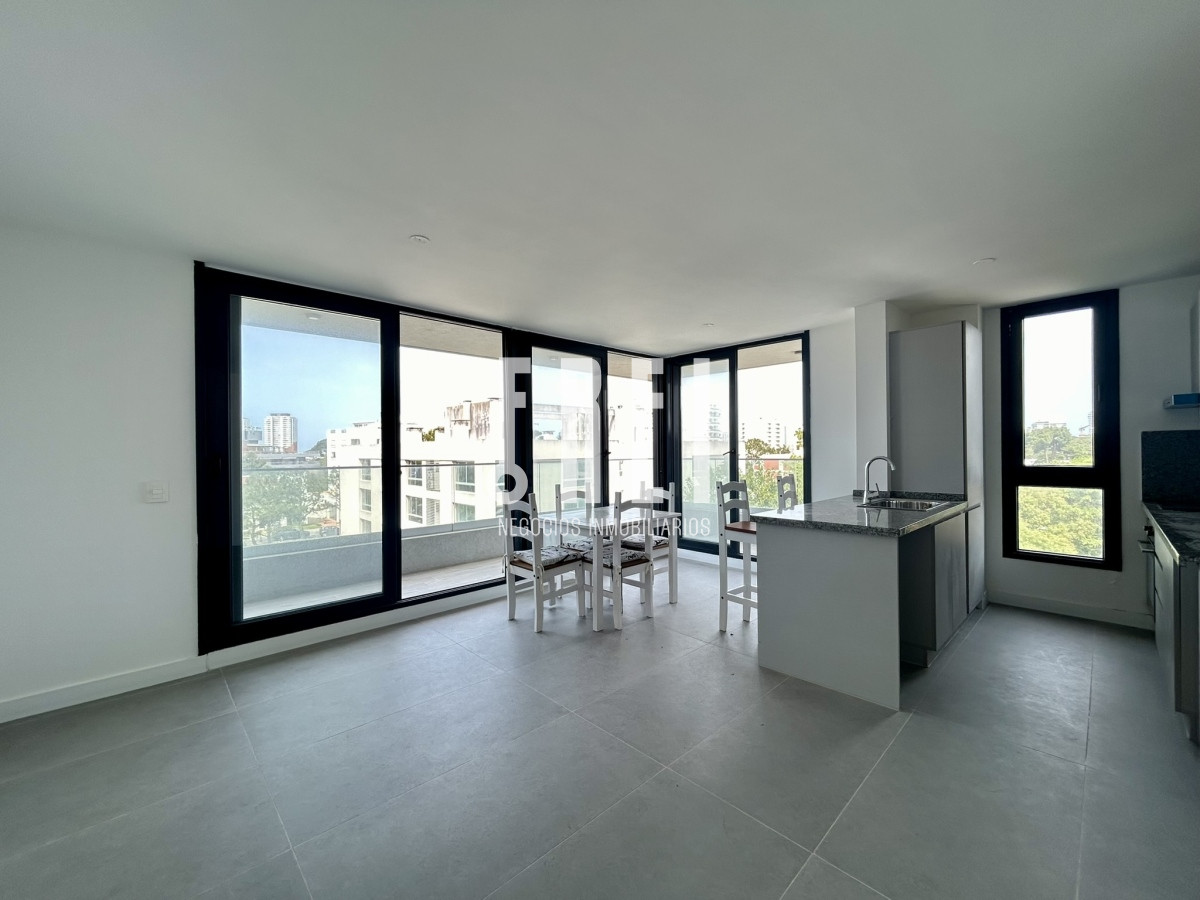 Apartamento ID.100 - VENTA DE APARTAMENTO A ESTRENAR DE 1 DORMITORIO Y 1 BAÑO, AYDI GRILL PUNTA DEL ESTE 