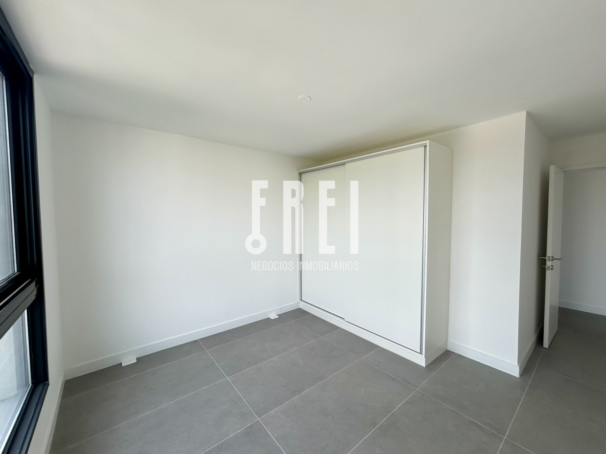 Apartamento ID.100 - VENTA DE APARTAMENTO A ESTRENAR DE 1 DORMITORIO Y 1 BAÑO, AYDI GRILL PUNTA DEL ESTE 