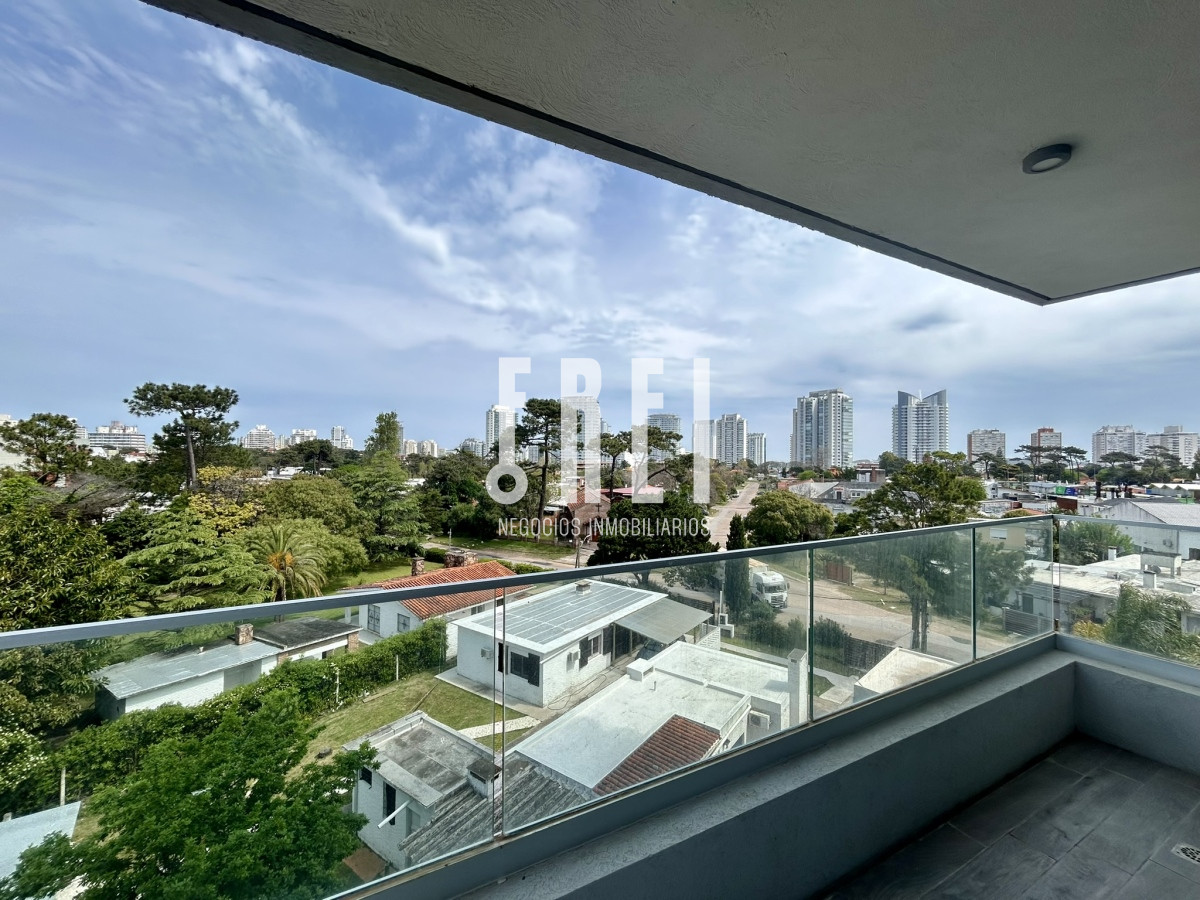 Apartamento ID.100 - VENTA DE APARTAMENTO A ESTRENAR DE 1 DORMITORIO Y 1 BAÑO, AYDI GRILL PUNTA DEL ESTE 