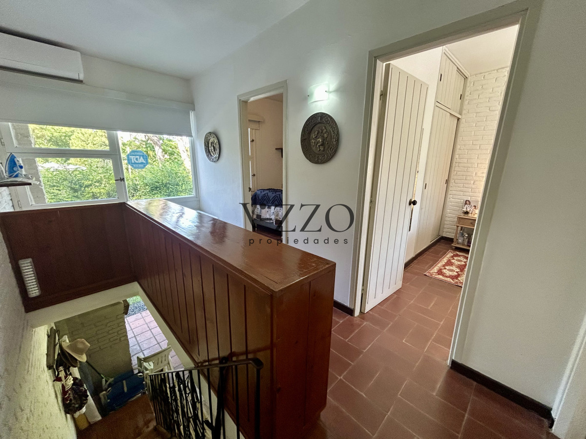 Casa ID.1376/VENTA-DE-CASA-DE-2-DORMITORIOS-Y-2-BAÑOS,-PLAYA-BRAVA,-SAN-RAFAEL-PUNTA-DEL-ESTE- - VENTA DE CASA DE 2 DORMITORIOS Y 2 BAÑOS, PLAYA BRAVA, SAN RAFAEL PUNTA DEL ESTE 