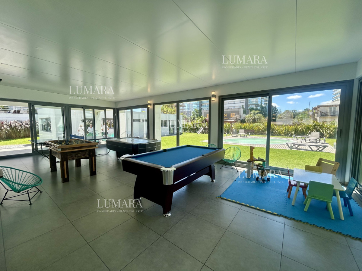 Apartamento ID.3082 - Venta apartamento de 2 dormitorios, 3 baños y doble garage en brava.