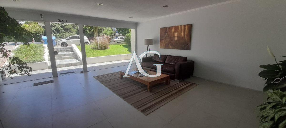 Apartamento ID.330 - ALQUILER  INVERNAL DE APARTAMENTO DE 1 DORMITORIO Y UN BAÑOS, AYDI GRILL, PUNTA DEL ESTE 