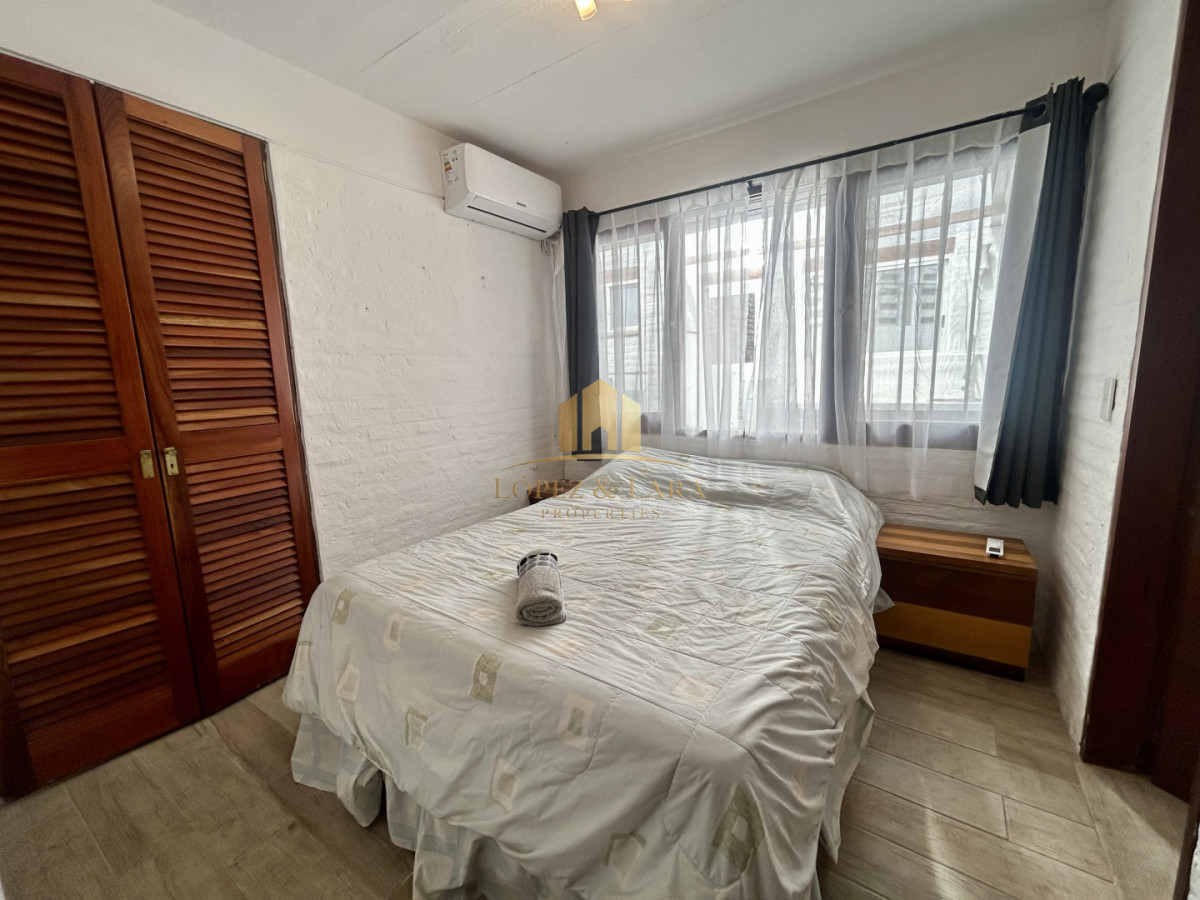 Casa ID.321 - Venta casa en Cantegril con 4 dormitorios y 3 baños en Cantegril 