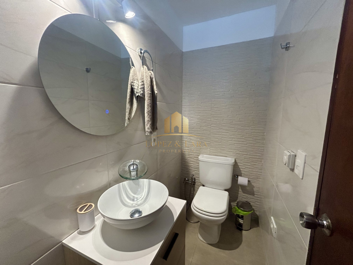 Casa ID.321 - Venta casa en Cantegril con 4 dormitorios y 3 baños en Cantegril 