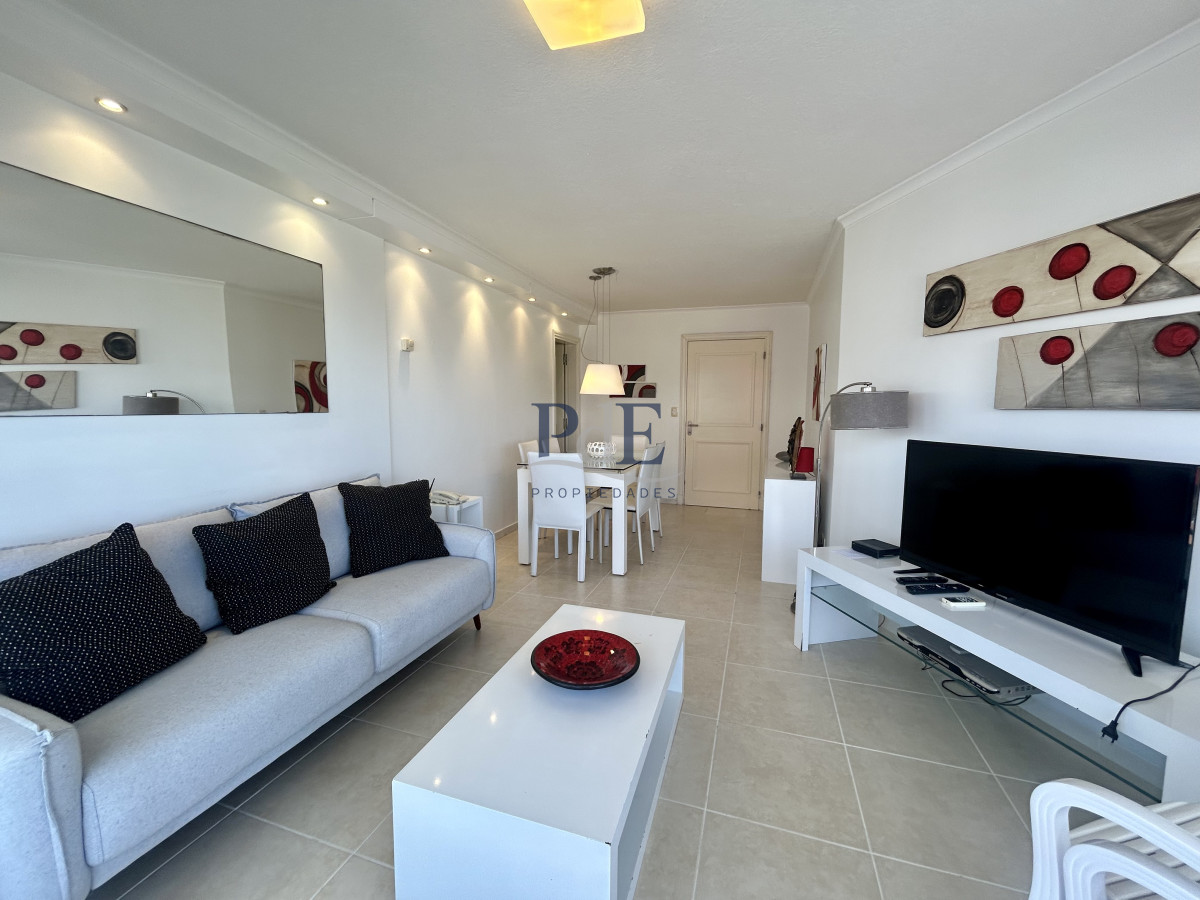 Alquiler Temporal | Edificio South Beach | Playa Brava. Punta del Este