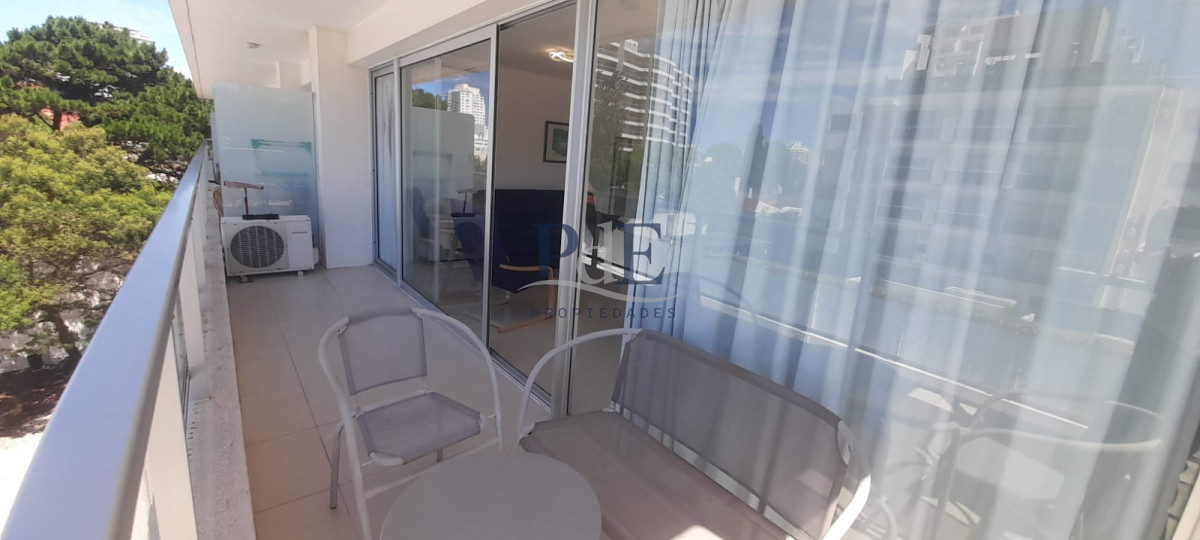 ALQUILER  INVERNAL DE APARTAMENTO DE 1 DORMITORIO Y UN BAÑOS, AYDI GRILL, PUNTA DEL ESTE  - Imagen 3