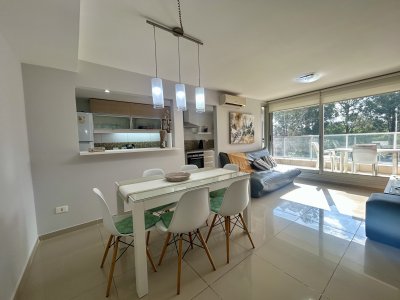 VENTA APARTAMENTO EDIFICIO ACAPULCO ROOSVELT 2 DORMITORIOS 2 BAÑOS PUNTA DEL ESTE