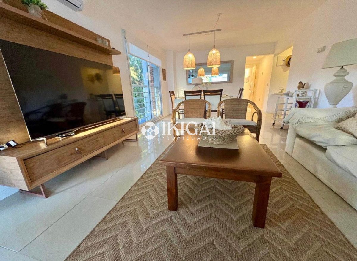 Apartamento ID.516 - VENTA DE APARTAMENTO DE 2 DORMITORIOS Y 2 BAÑOS, AIDY GRILL, PUNTA DEL ESTE 