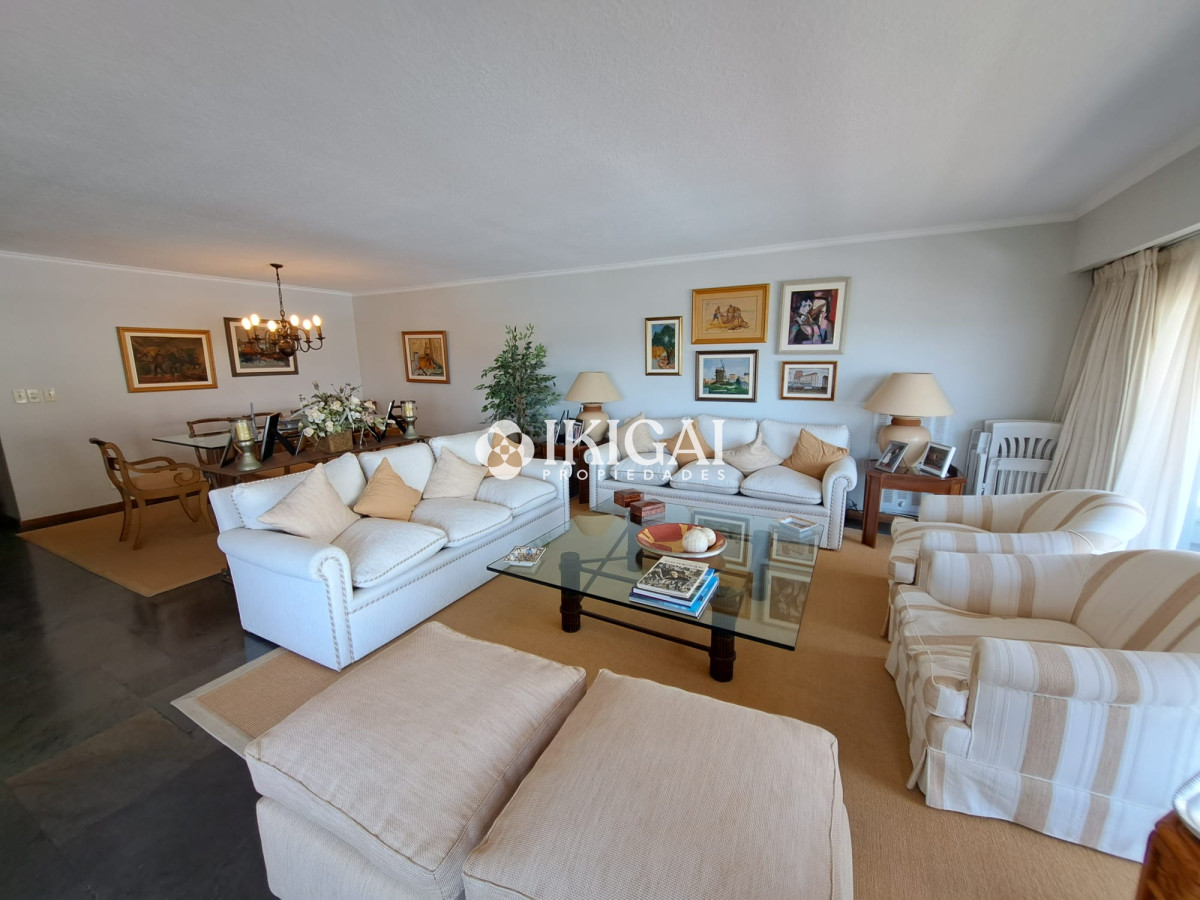 Apartamento ID.68 - VENTA DE APARTAMENTO 3 DORMITORIOS 2 BAÑOS 1 SUITE PENÍNSULA PUNTA DEL ESTE