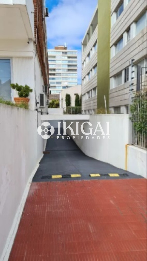 Apartamento ID.184 - VENTA APARTAMENTO DE 2 DORMITORIOS 2 BAÑOS 1 EN SUITE PENÍNSULA PUNTA DEL ESTE