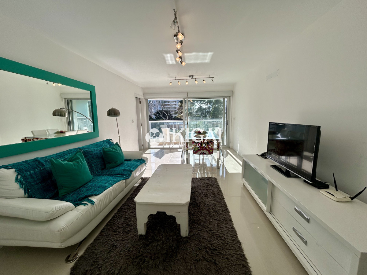 Apartamento ID.475 - VENTA DE APARTAMENTO DE 2 DORMITORIO Y 2 BAÑOS, PLAYA BRAVA PUNTA DEL ESTE 