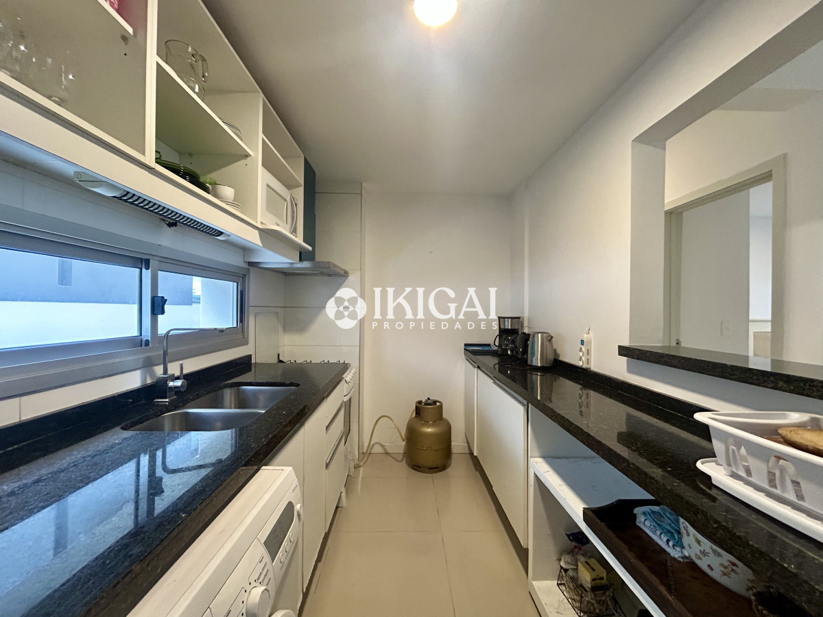 Apartamento ID.653 - VENTA DE APARTAMETNO DE 2 DORMITORIOS Y 2 BAÑOS EN PENINSULA, PUNTA DEL ESTE 