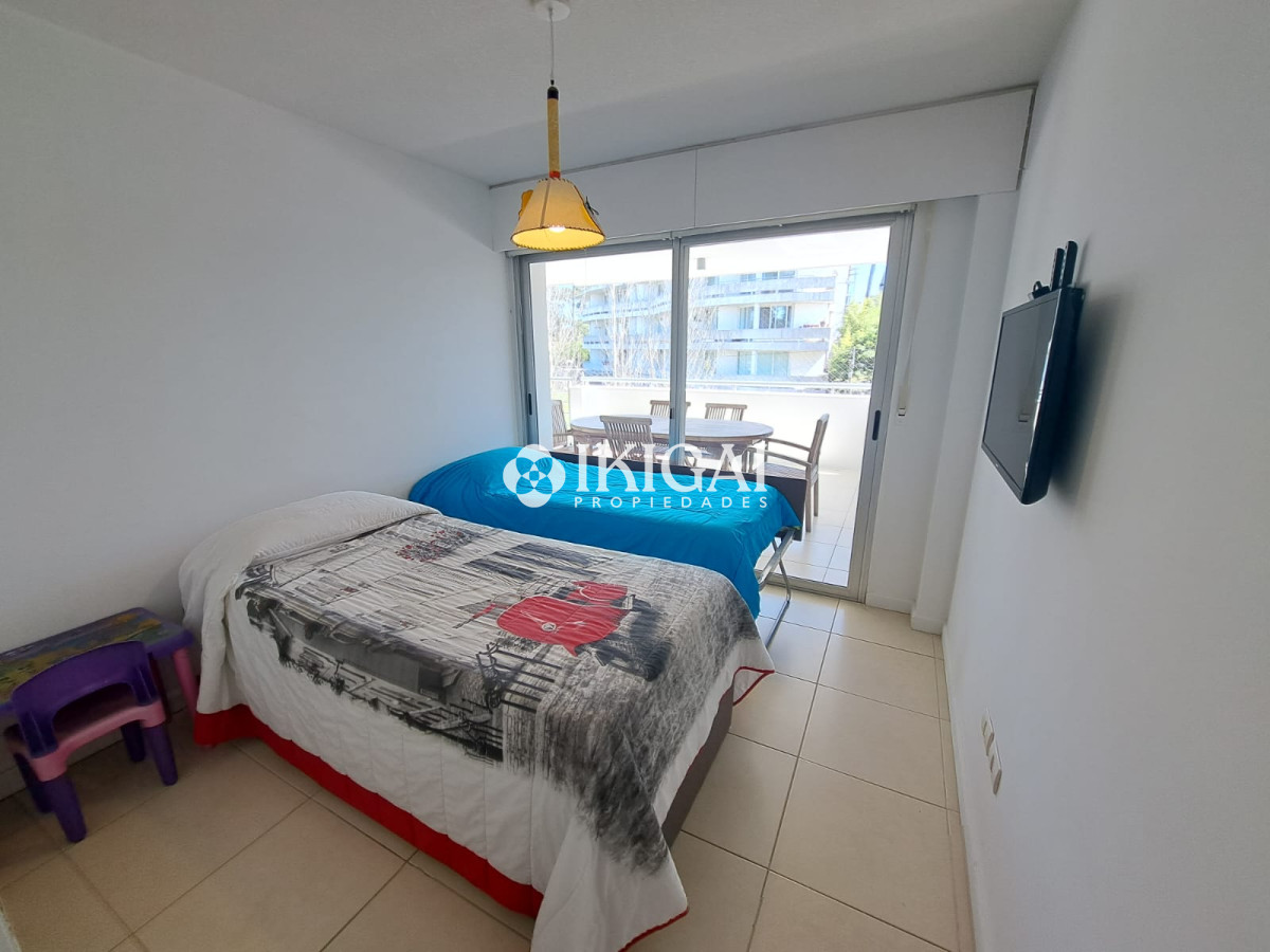 Apartamento ID.62 - VENTA APARTAMENTO 3 DORMITORIOS 2 BAÑOS 1 SUITE PLAYA MANSA PUNTA DEL ESTE