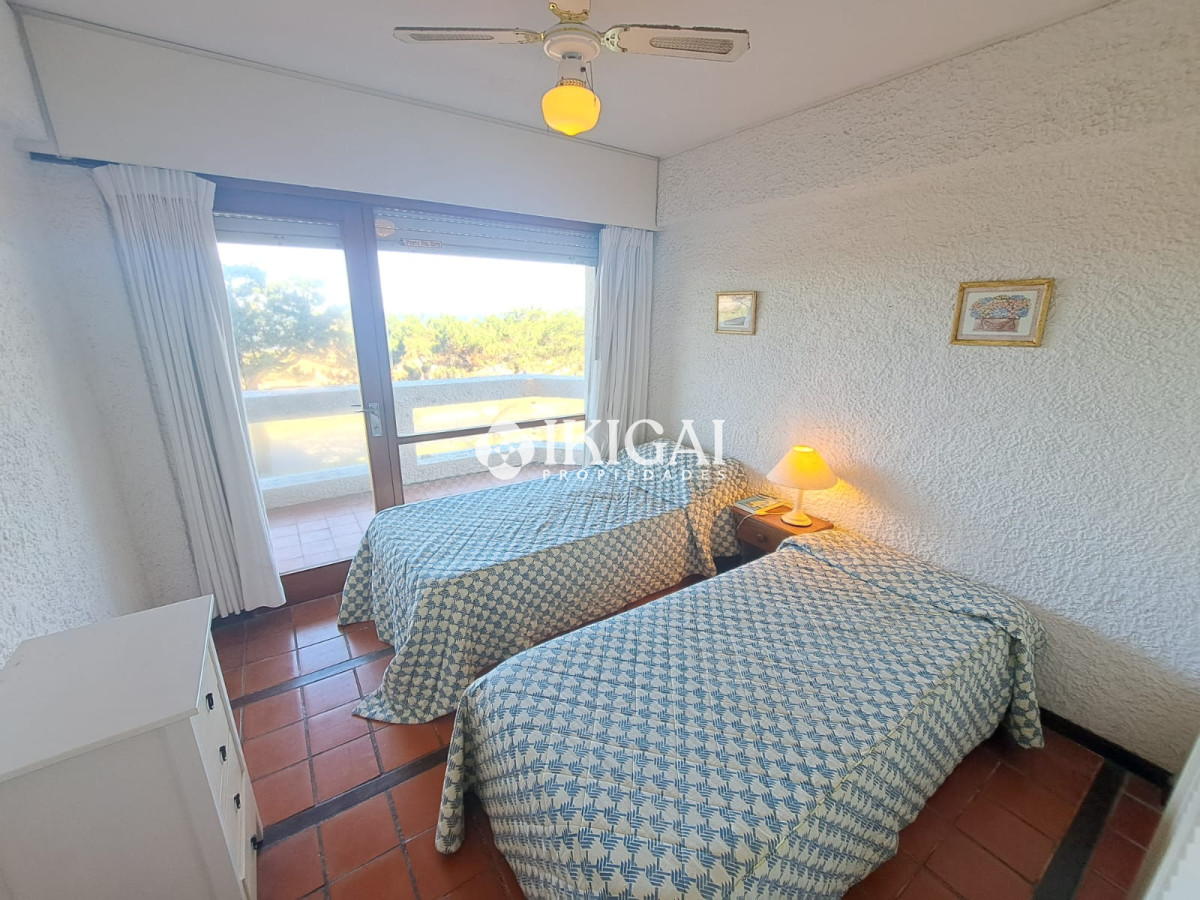 Apartamento ID.64 - VENTA APARTAMENTO 2 DORMITORIOS 2 BAÑOS 1 SUITE PLAYA MANSA PUNTA DEL ESTE