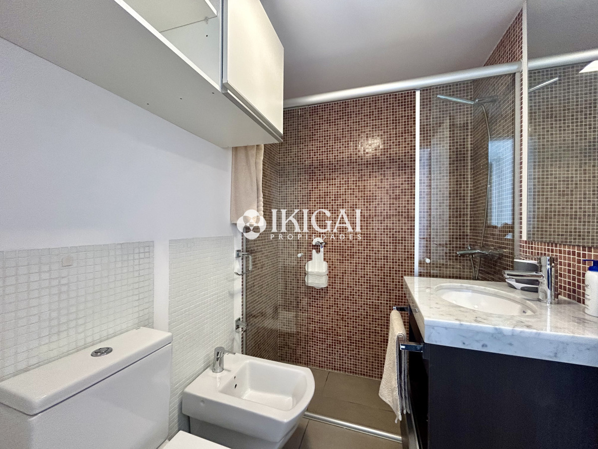 Apartamento ID.475 - VENTA DE APARTAMENTO DE 2 DORMITORIO Y 2 BAÑOS, PLAYA BRAVA PUNTA DEL ESTE 