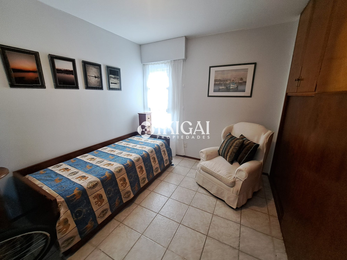 Apartamento ID.56 - VENTA APARTAMENTO 2 DORMITORIOS 1 BAÑO PLAYA MANSA PUNTA DEL ESTE