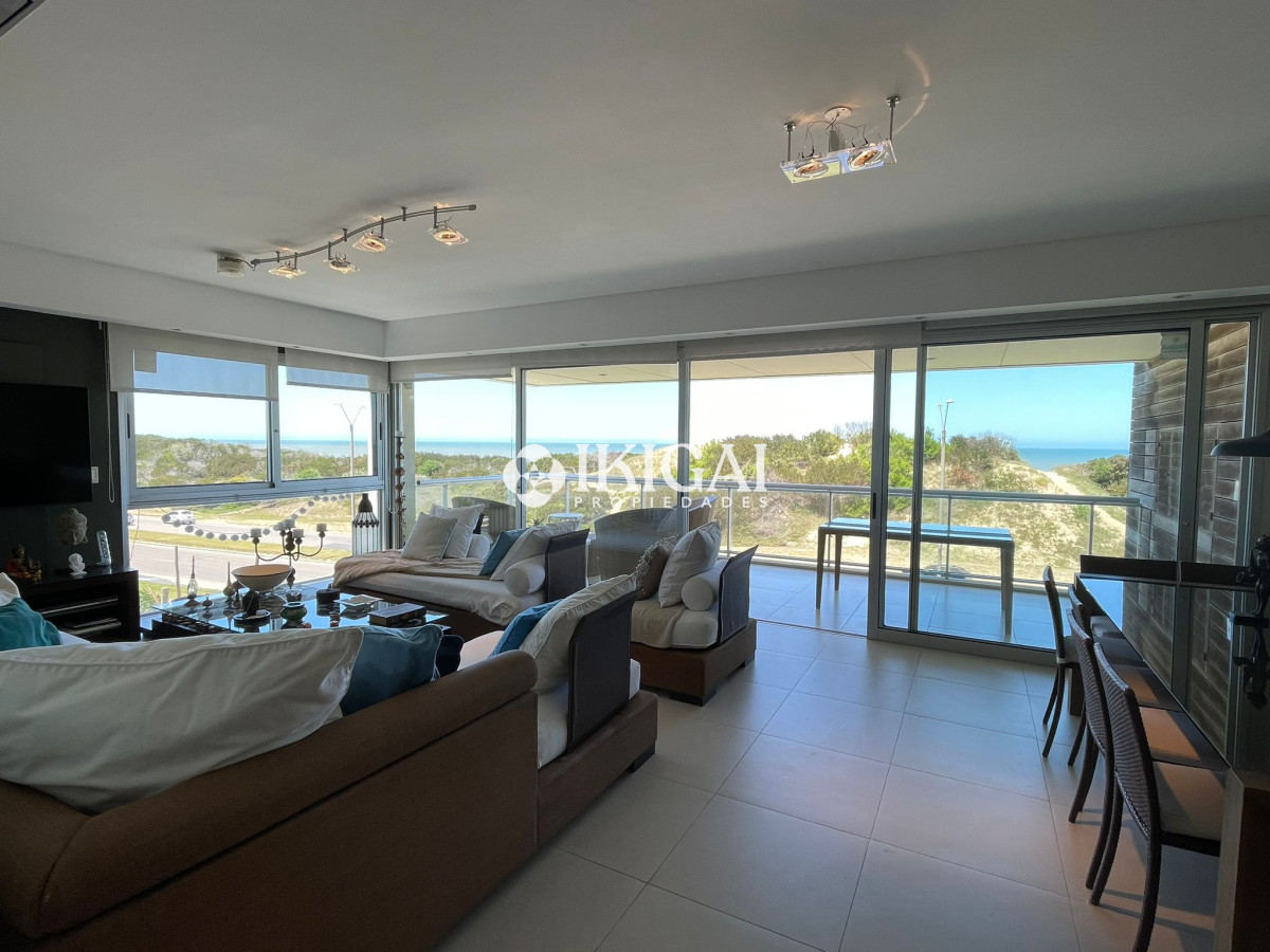 Apartamento ID.51 - VENTA APARTAMENTO 4 DORMITORIOS 4 SUITES EDIFICIO BRAVA 28 PLAYA BRAVA PUNTA DEL ESTE