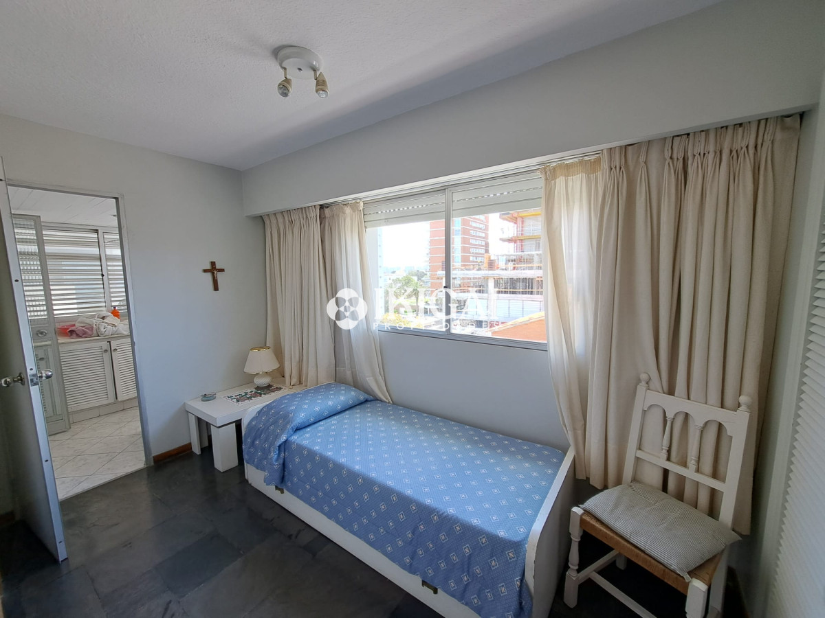 Apartamento ID.68 - VENTA DE APARTAMENTO 3 DORMITORIOS 2 BAÑOS 1 SUITE PENÍNSULA PUNTA DEL ESTE