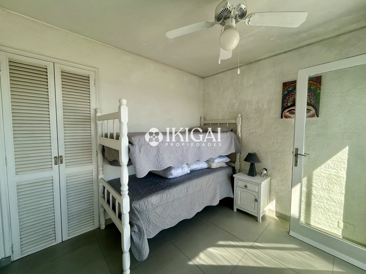 Apartamento ID.177 - VENTA DE APARTAMENTO DE 2 DORMITORIOS Y 2 BAÑOS, PLAYA MANSA PUNTA DE ESTE 