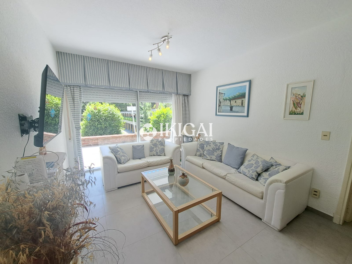 Apartamento ID.55 - VENTA APARTAMENTO 3 DERMITORIOS 2 BAÑOS 1 SUITE PLAYA MANSA PUNTA DEL ESTE