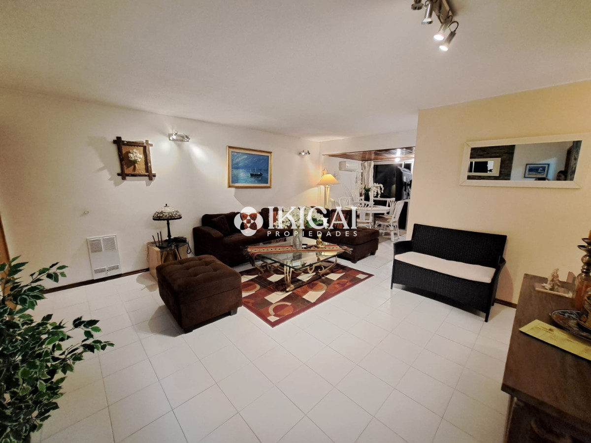 Apartamento ID.53 - VENTA APARTAMENTO 2 DORMITORIOS DOS BAÑOS 1 SUITE ED SCORPIO PLAYA BRAVA PUNTA DEL ESTE