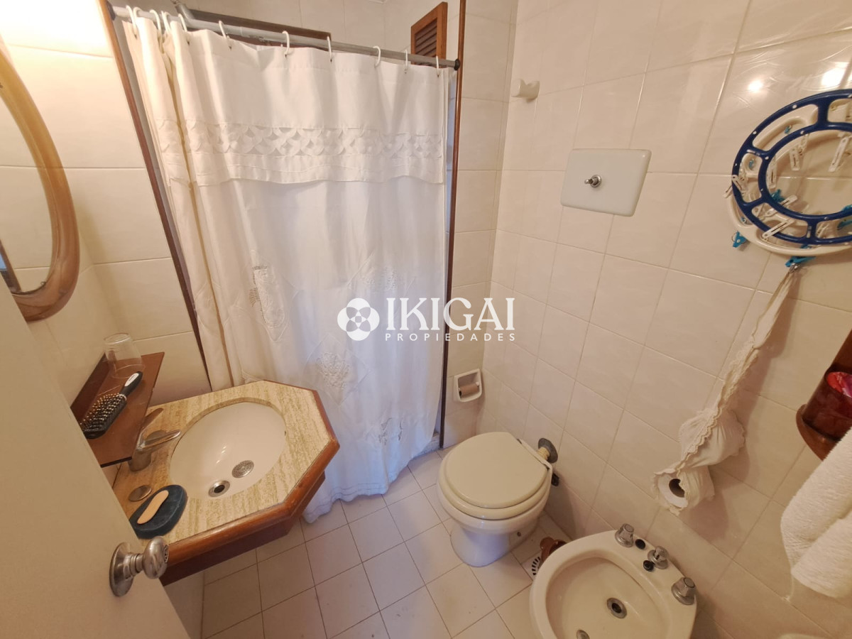 Apartamento ID.64 - VENTA APARTAMENTO 2 DORMITORIOS 2 BAÑOS 1 SUITE PLAYA MANSA PUNTA DEL ESTE