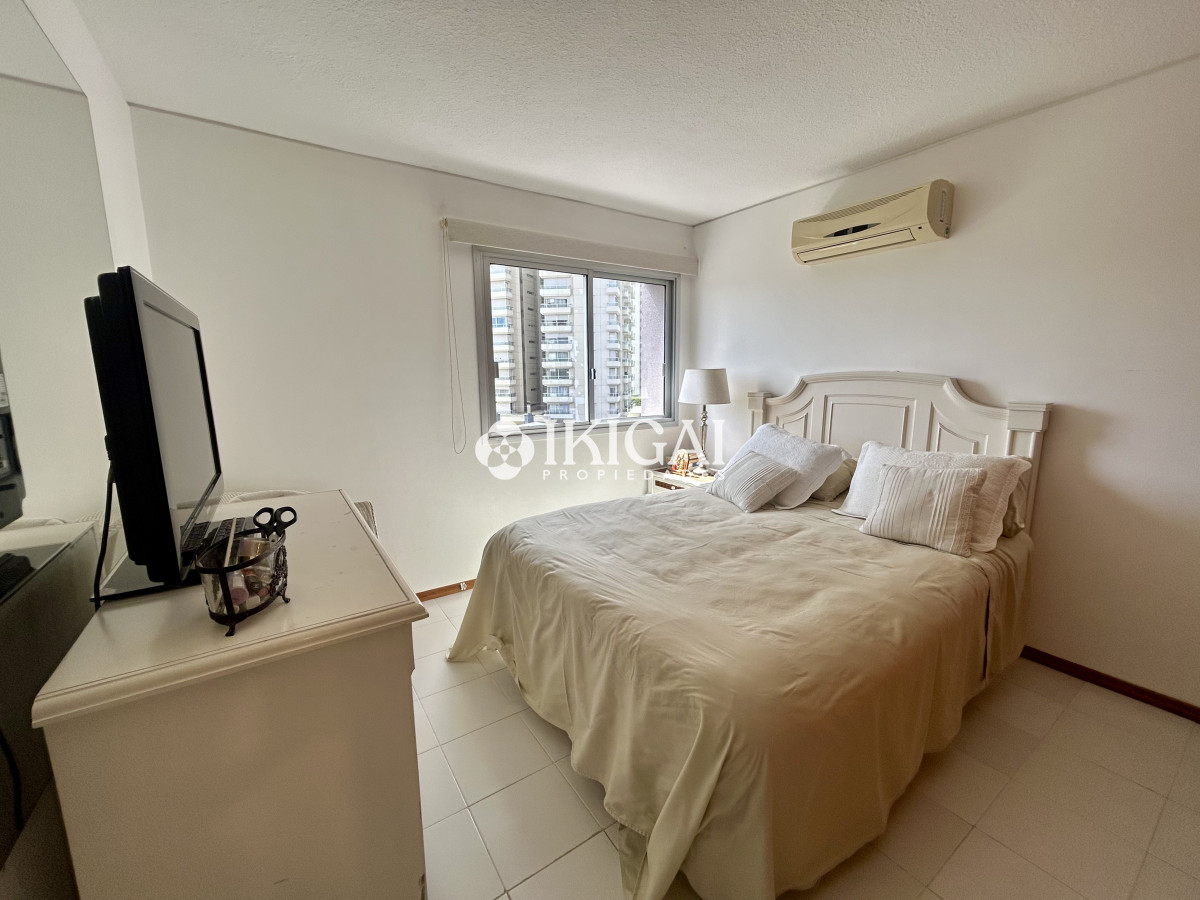 Apartamento ID.788 - Venta apartamento 2 dormitorios y 3 baños en playa brava 