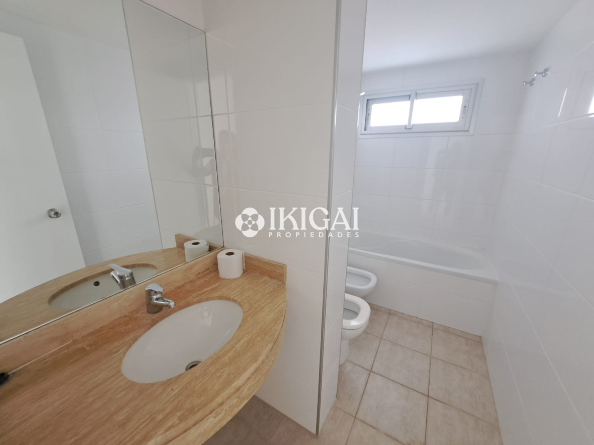 Apartamento ID.85 - VENTA APARTAMENTO 3 DORMITORIOS 3 BAÑOS 1 SUITE AIDY GRILL PUNTA DEL ESTE