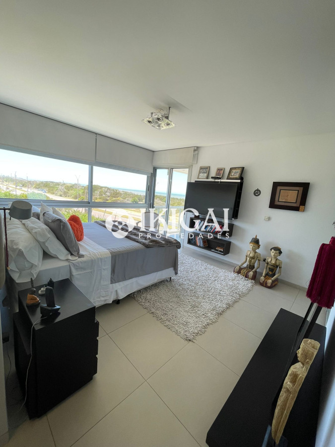 Apartamento ID.51 - VENTA APARTAMENTO 4 DORMITORIOS 4 SUITES EDIFICIO BRAVA 28 PLAYA BRAVA PUNTA DEL ESTE