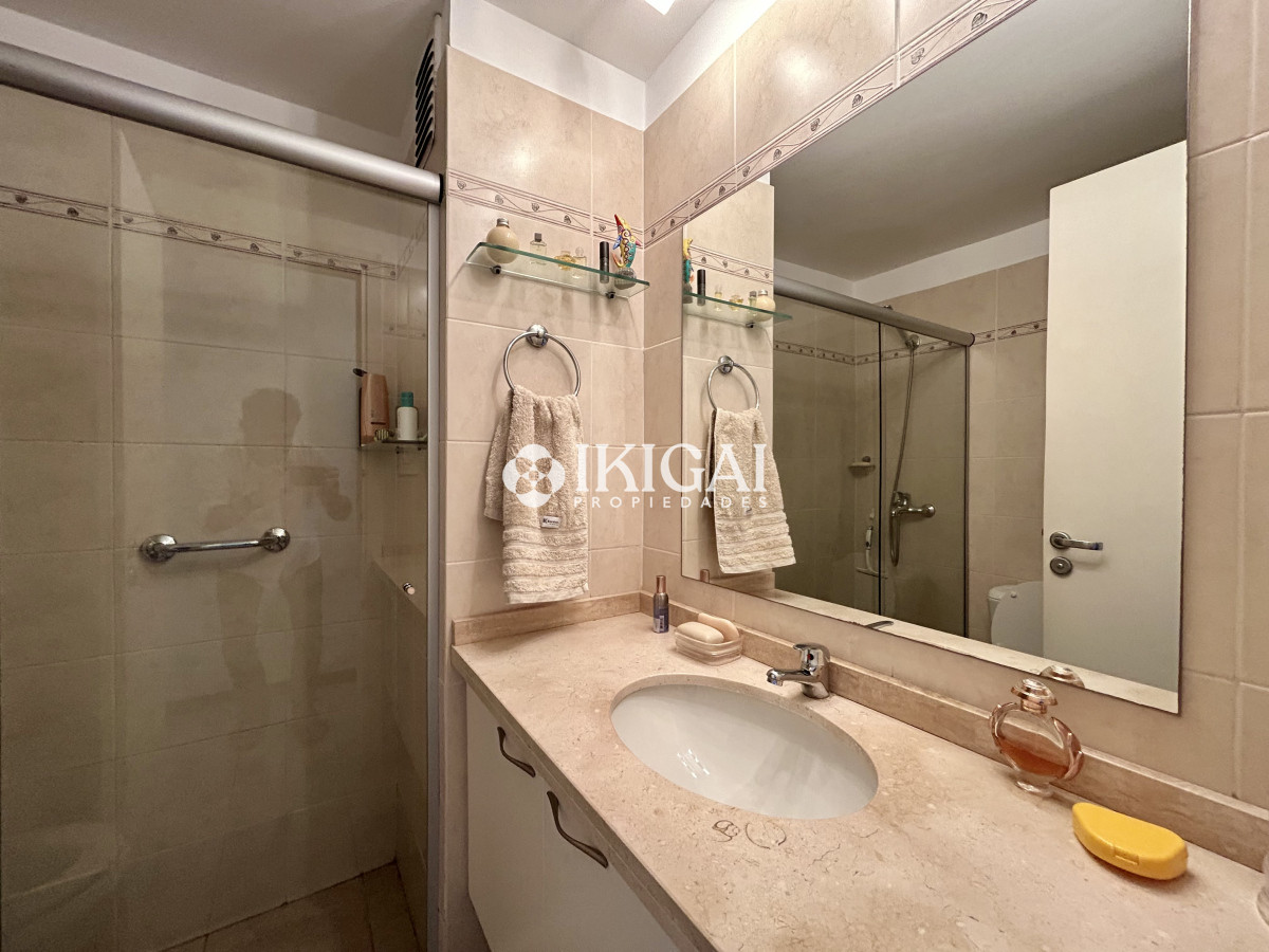 Apartamento ID.268 - VENTA DE APARTAMENTO DE 3 DORITORIOS Y 2 BAÑOS (1 SUITE) Av ROSSEVELT, PUNTA DEL ESTE 