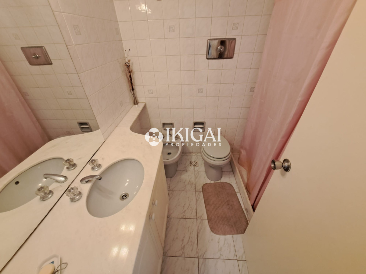 Apartamento ID.55 - VENTA APARTAMENTO 3 DERMITORIOS 2 BAÑOS 1 SUITE PLAYA MANSA PUNTA DEL ESTE