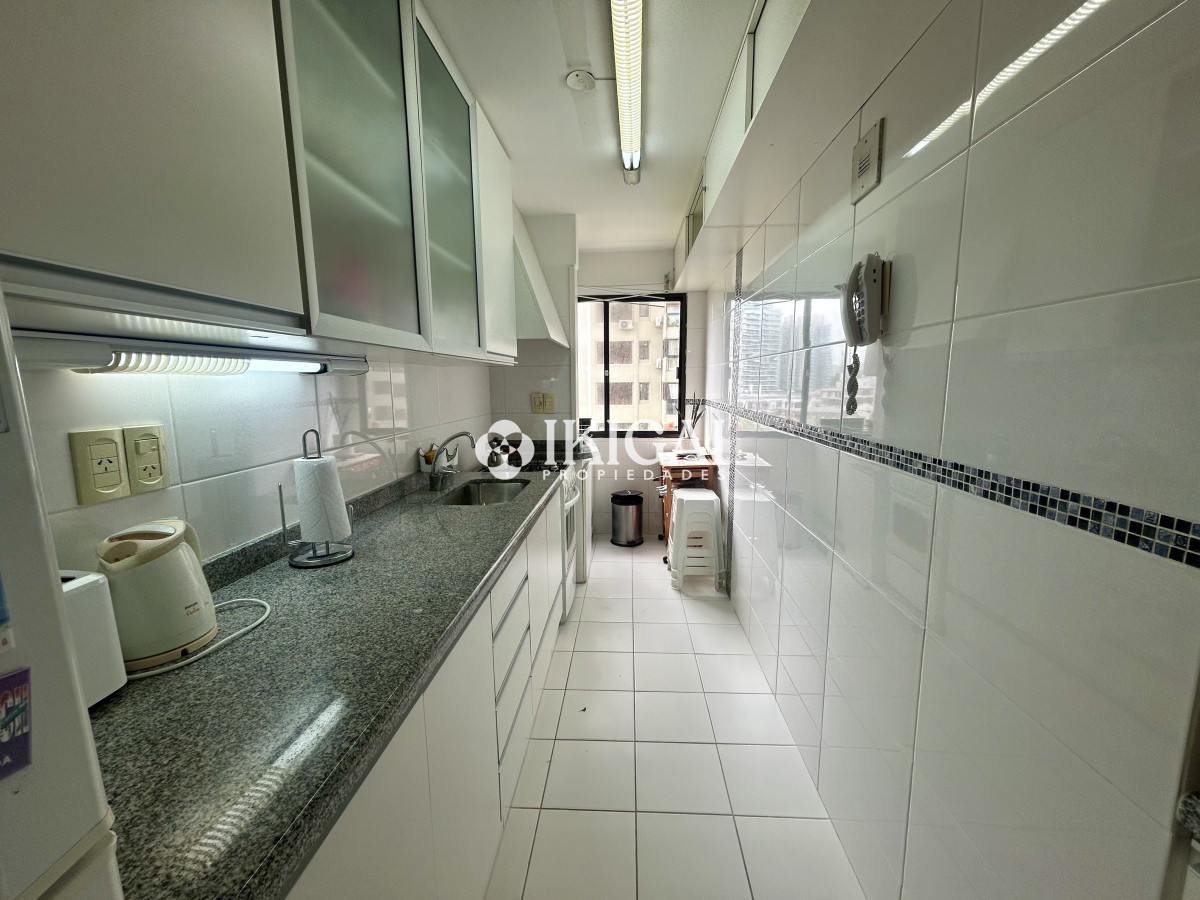 Apartamento ID.426 - VENTA DE APARTAMENTO DE 2 DORMITORIOS Y 2 BAÑOS EN PLAYA BRAVA, PUNTA DEL ESTE 