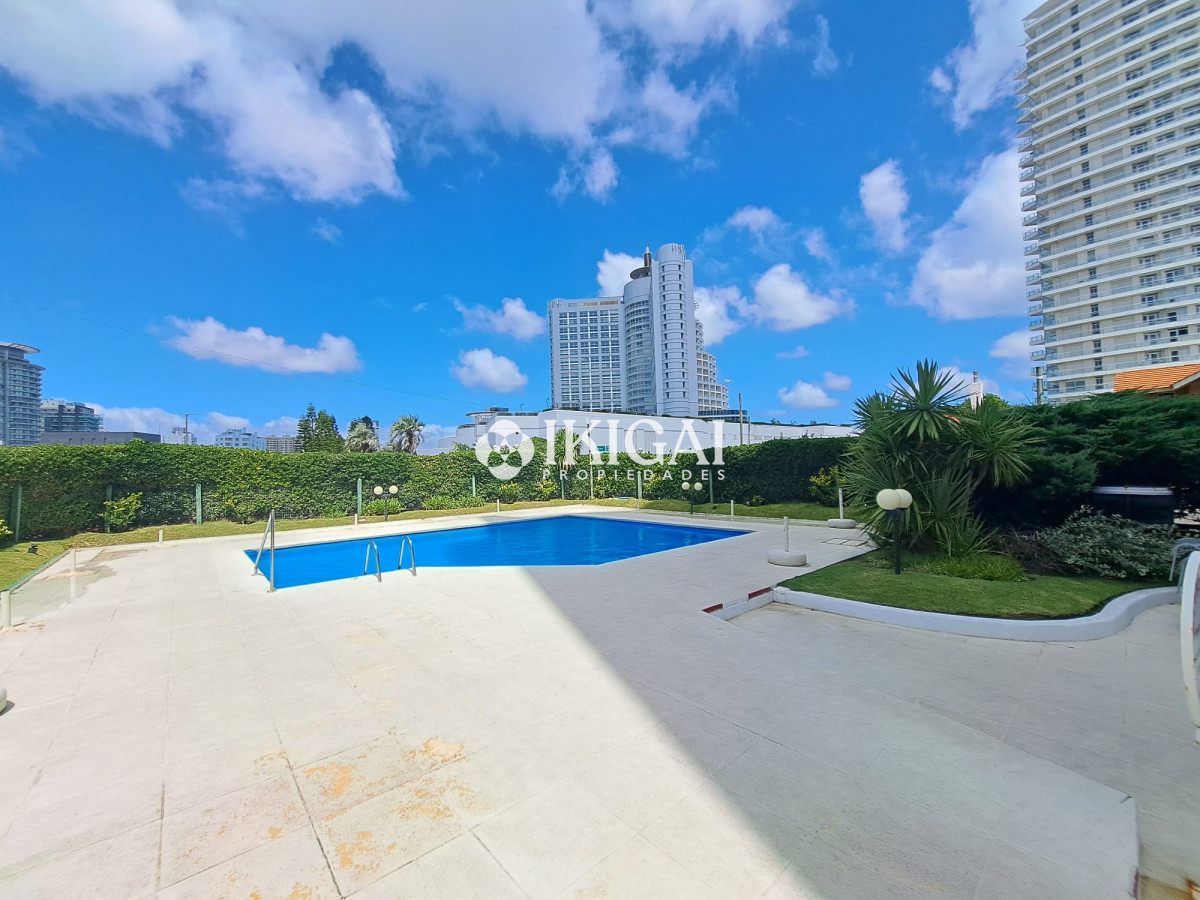 Apartamento ID.59 - VENTA APARTAMENTO 3 DORMITORIOS 2 BAÑOS 1 SUITE PLAYA MANSA PUNTA DEL ESTE