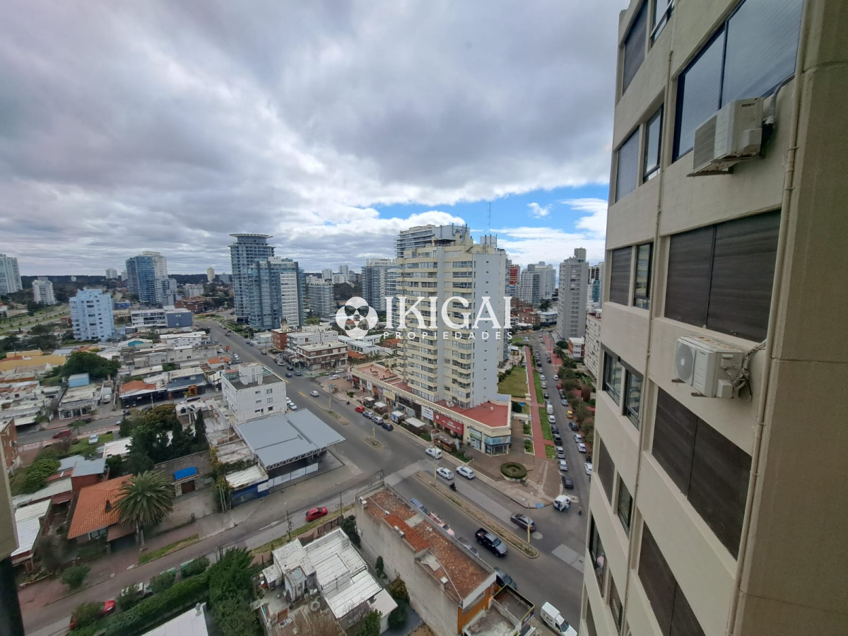 Apartamento ID.58 - VENTA APARTAMENTO 3 DORMITORIOS 2 BAÑOS 1 SUITE PLAYA BRAVA PUNTA DEL ESTE