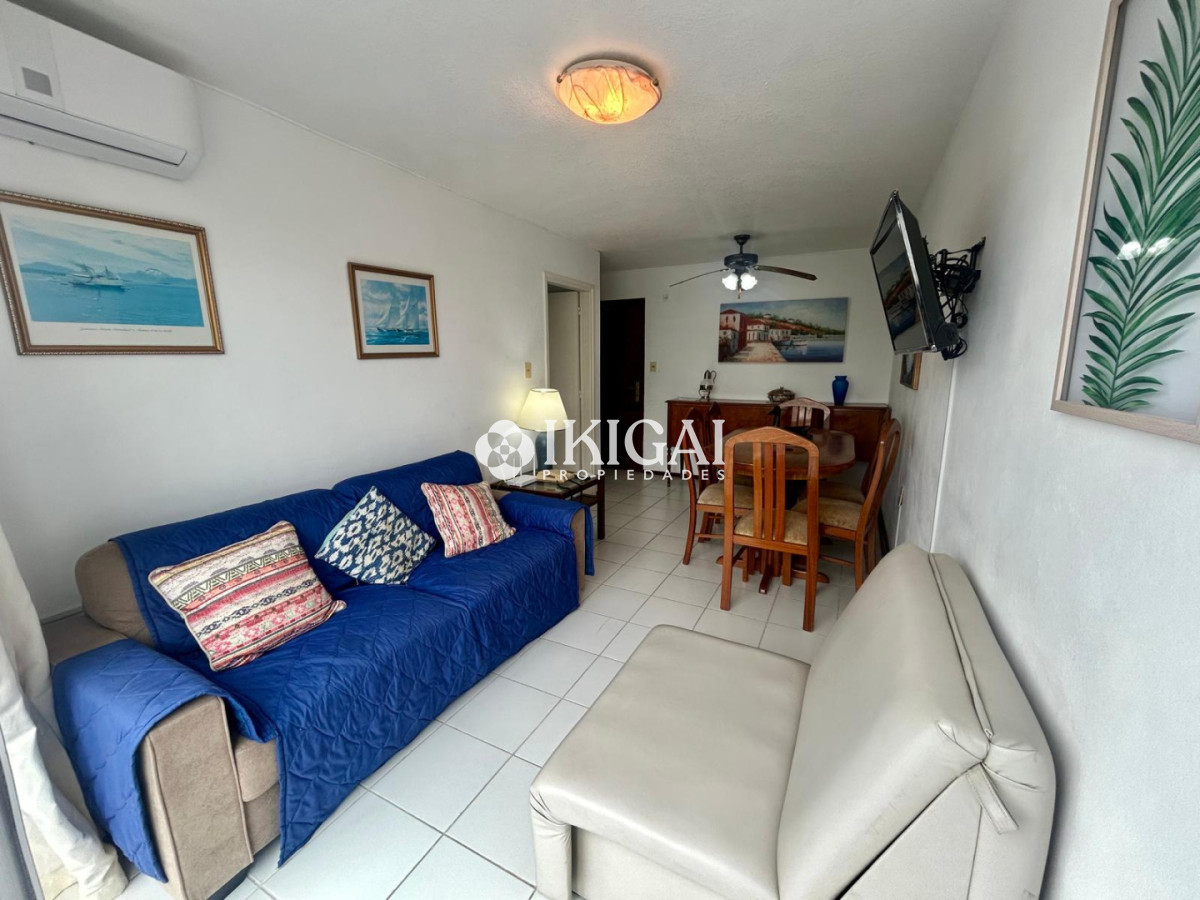 Apartamento ID.874 - ALQUILER APRATAMENTO DE 2 DORMITORIOS Y 2 BAÑOS, AYDI GRILL PUNTA DEL ESTE 