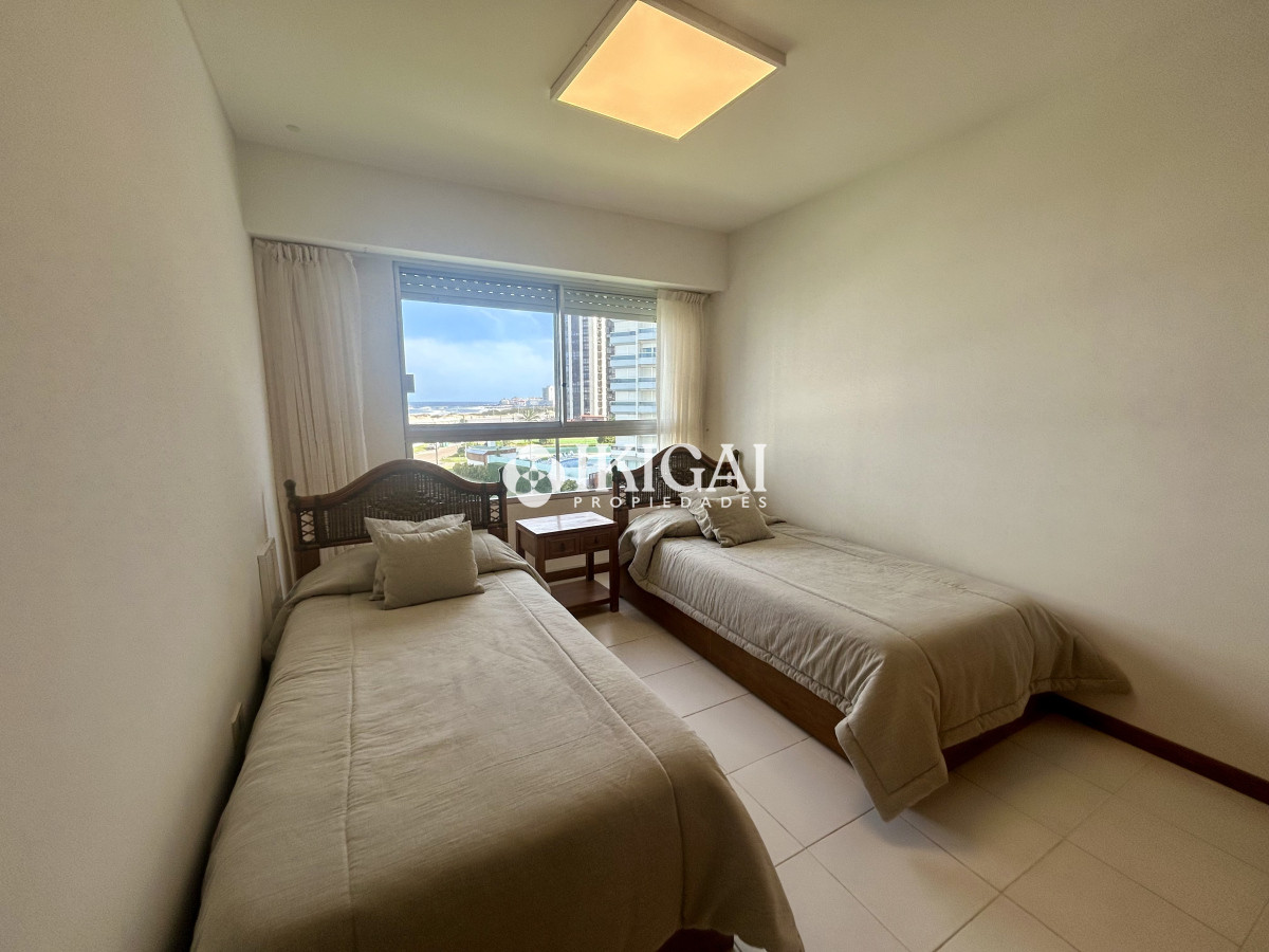 Apartamento ID.437 - VENTA DE APARTAMENTO 2 DORMITORIOS Y 2 BAÑOS(1 SUITE) PLAYA BRAVA, PUNTA DEL ESTE 