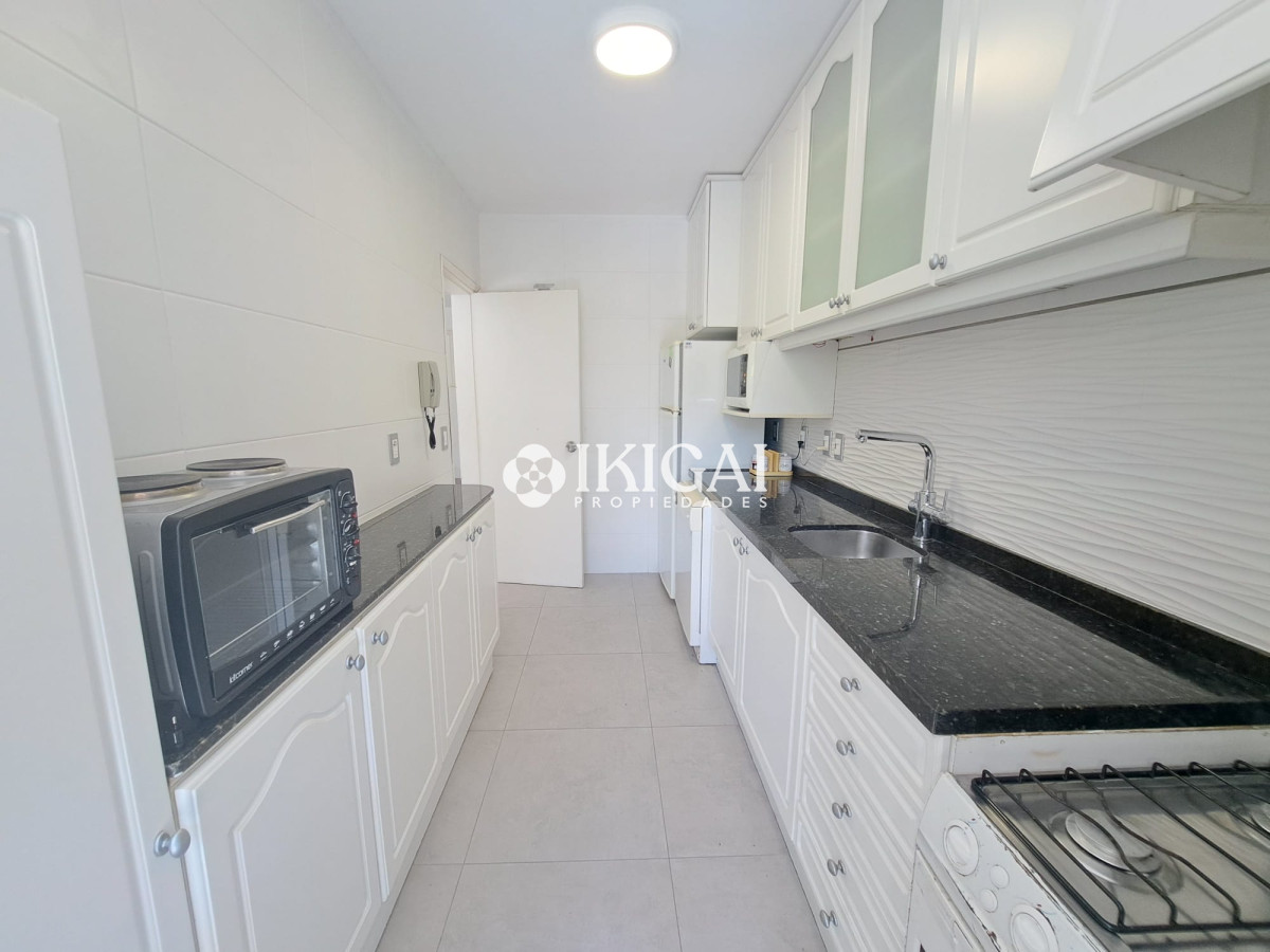 Apartamento ID.55 - VENTA APARTAMENTO 3 DERMITORIOS 2 BAÑOS 1 SUITE PLAYA MANSA PUNTA DEL ESTE