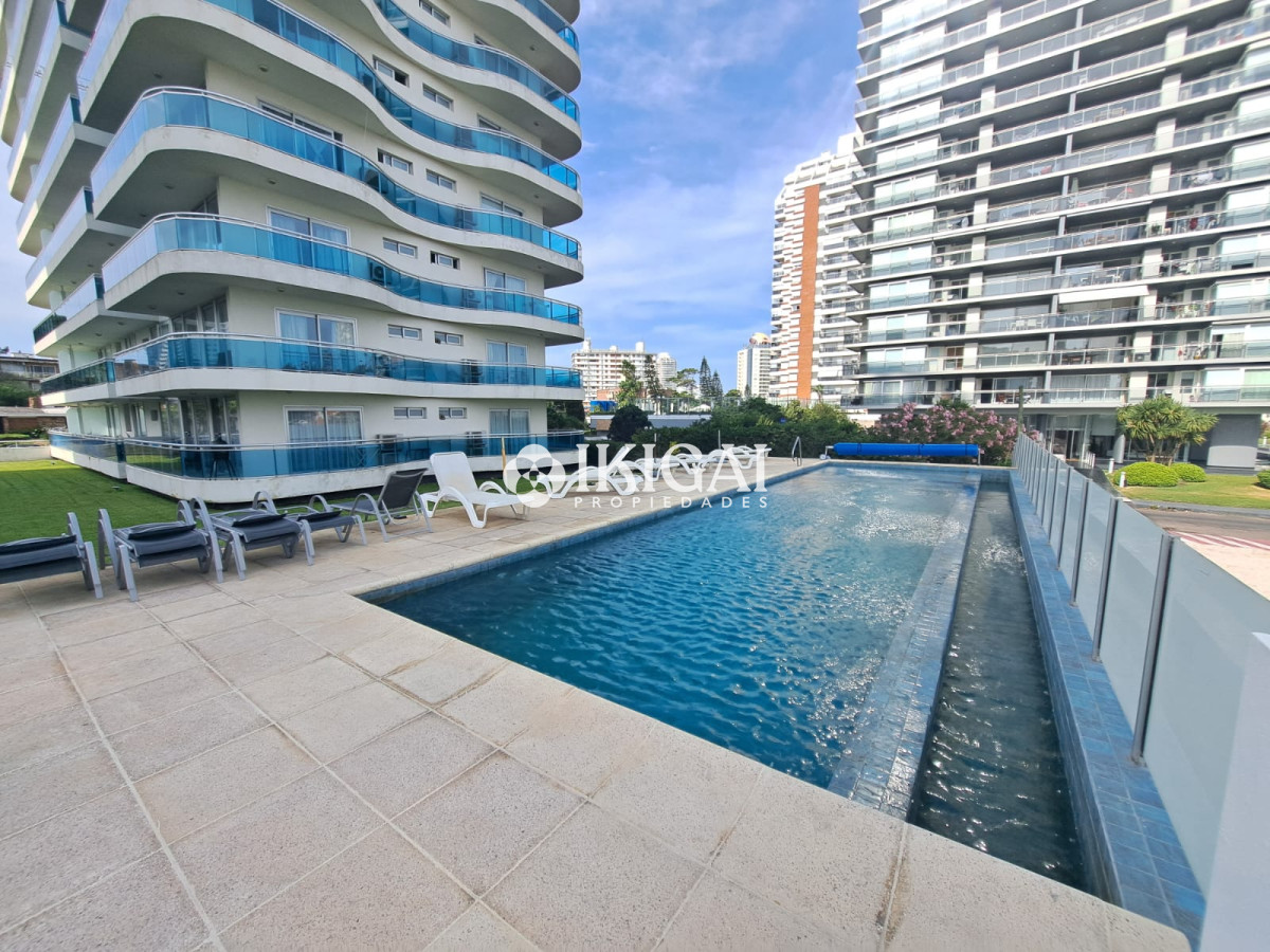 Apartamento ID.85 - VENTA APARTAMENTO 3 DORMITORIOS 3 BAÑOS 1 SUITE AIDY GRILL PUNTA DEL ESTE