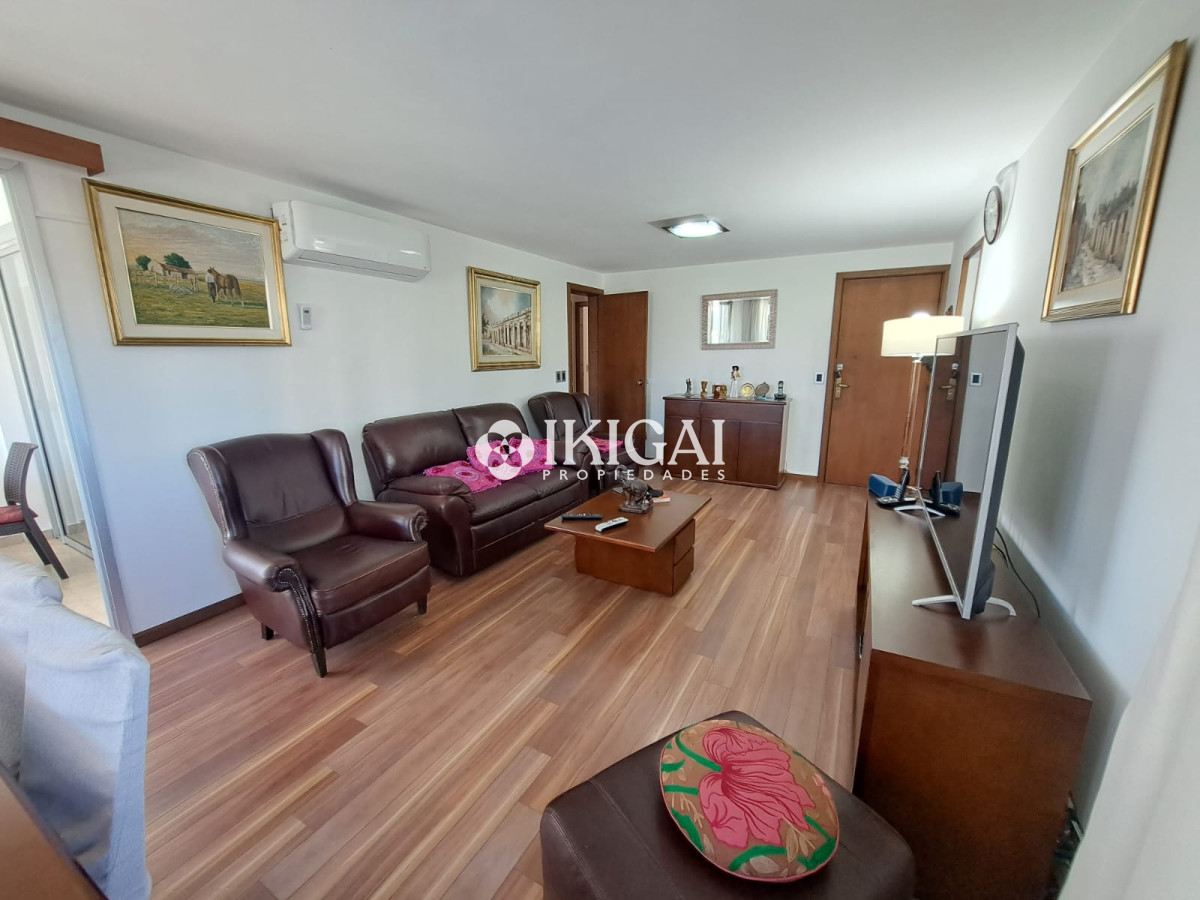 Apartamento ID.59 - VENTA APARTAMENTO 3 DORMITORIOS 2 BAÑOS 1 SUITE PLAYA MANSA PUNTA DEL ESTE