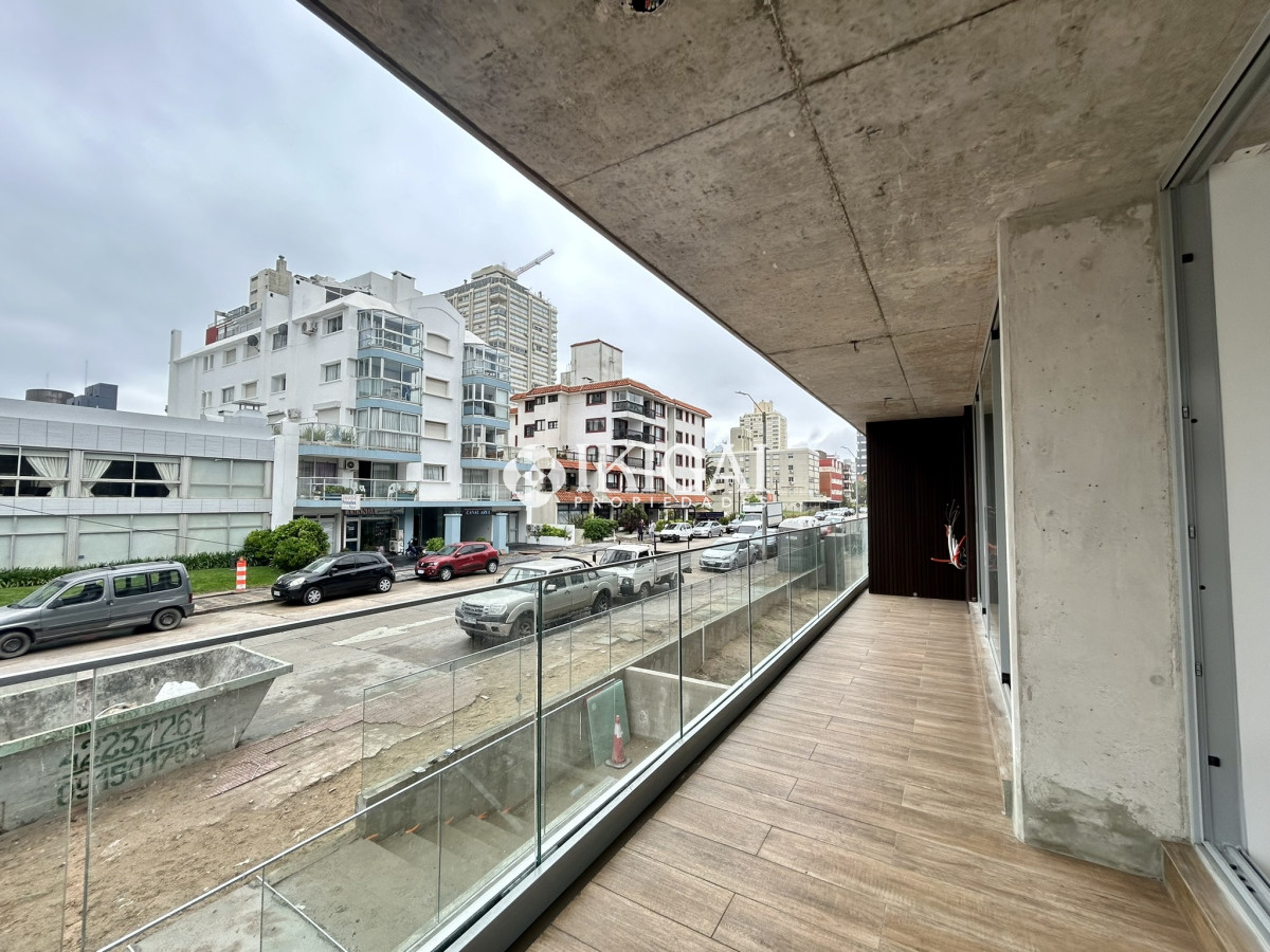 Apartamento ID.102 - VENTA DE APARTAMENTO A ESTRENAR 2 DORMITORIOS Y 2 BAÑOS, PENINSULA PUNTA DEL ESTE 