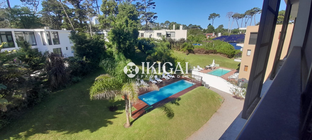 Apartamento ID.398 - VENTA DE APARTAMENTO DE 2 DORMITORIOS Y 2 BAÑOS, PLAYA MANSA, PUNTA DEL ESTE 