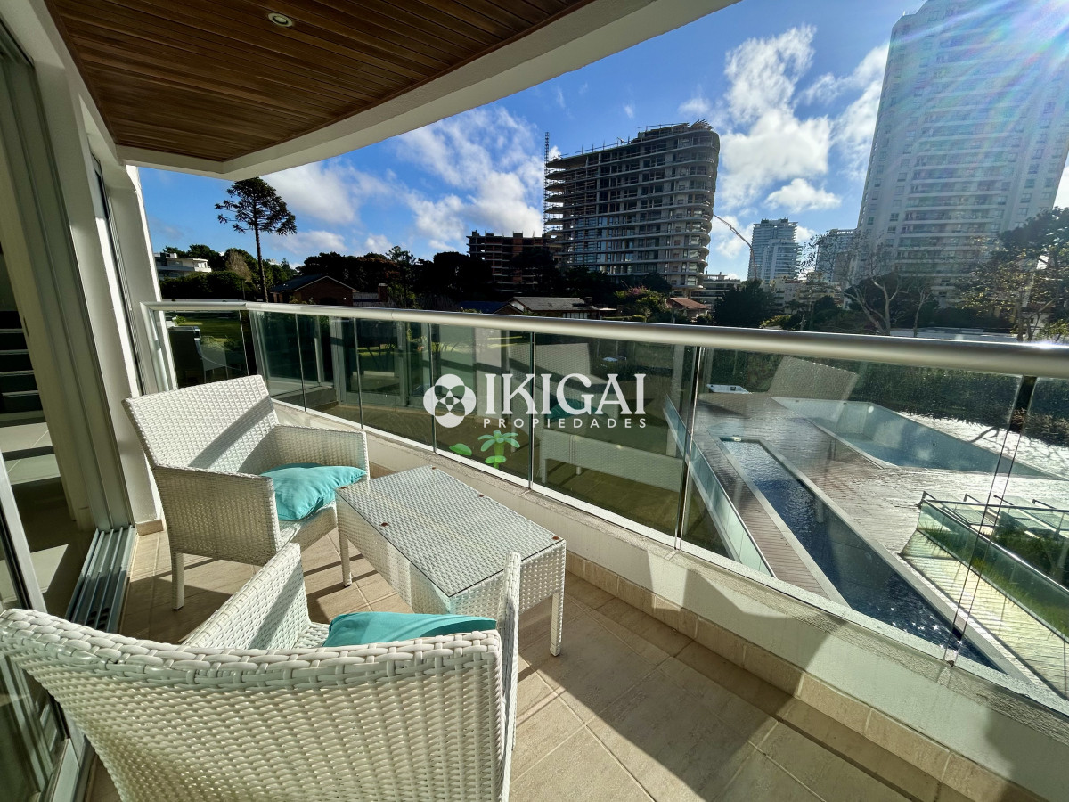 Apartamento ID.475 - VENTA DE APARTAMENTO DE 2 DORMITORIO Y 2 BAÑOS, PLAYA BRAVA PUNTA DEL ESTE 