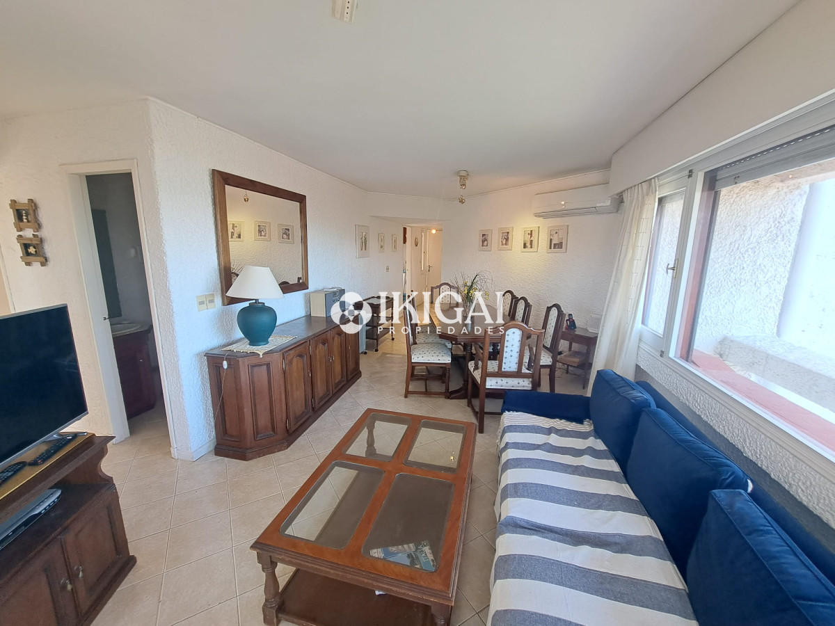 Apartamento ID.65 - VENTA APARTAMENTO DE 3 DORMITORIOS 2 BAÑOS 1 SUITE PLAYA MANSA PUNTA DEL ESTE